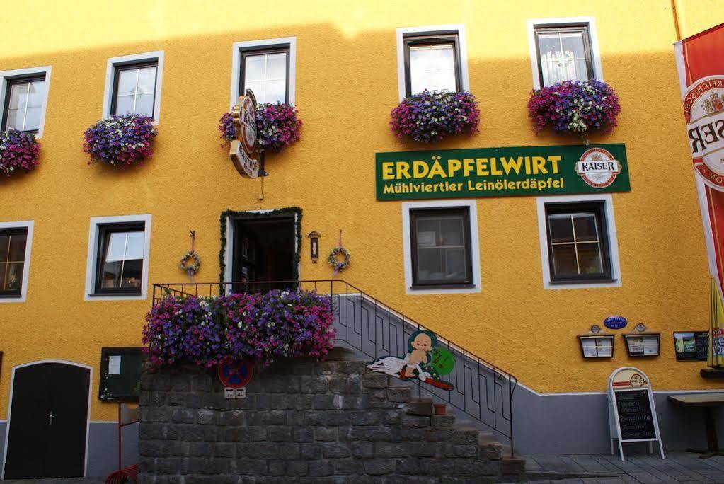 Gasthof 'Zum Alten Turm' Haslach an der Muhl Luaran gambar