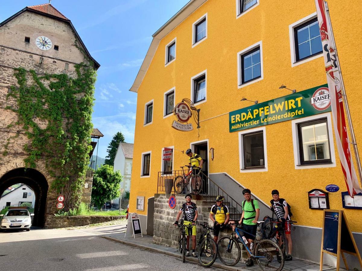 Gasthof 'Zum Alten Turm' Haslach an der Muhl Luaran gambar